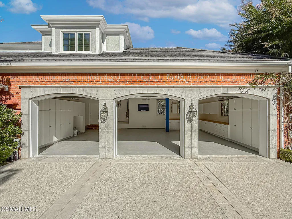 581 Lakeview Canyon Road, Westlake Village, California 91362 home-pic-80